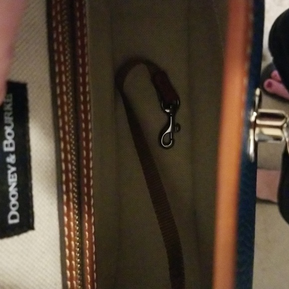 Dooney and Bourke Crossbody - Picture 6 of 9